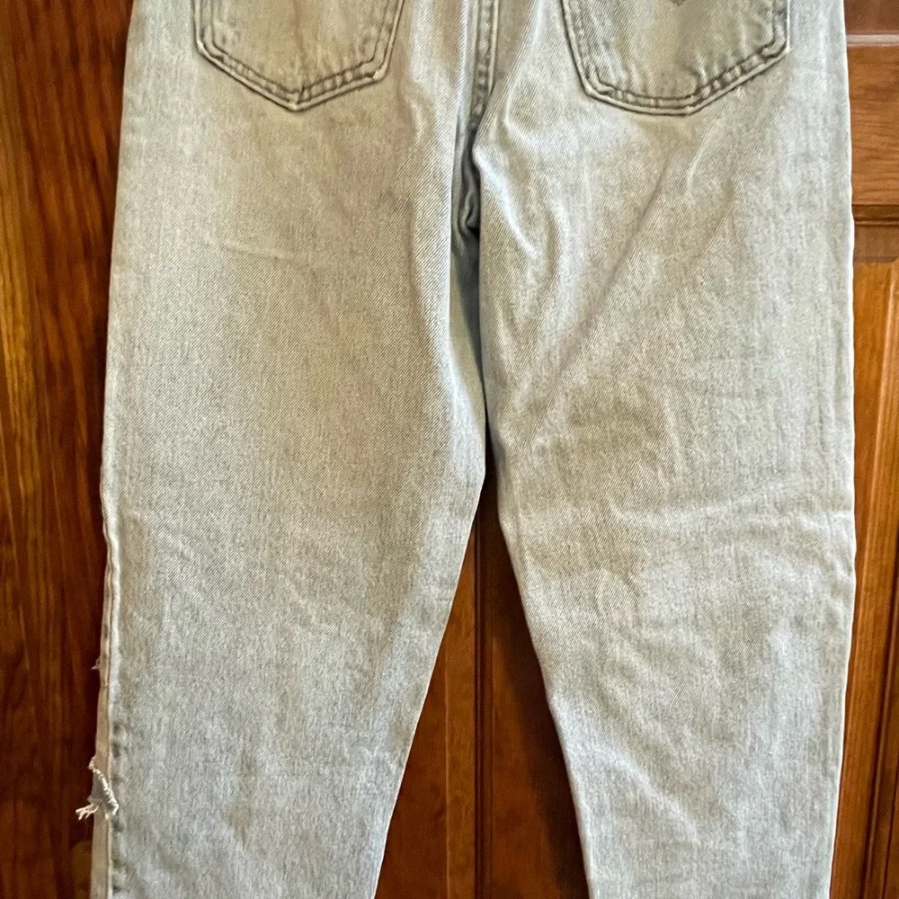 Levi's Blue Boyfriend Jeans with Distressed Star Design - Picture 3 of 5